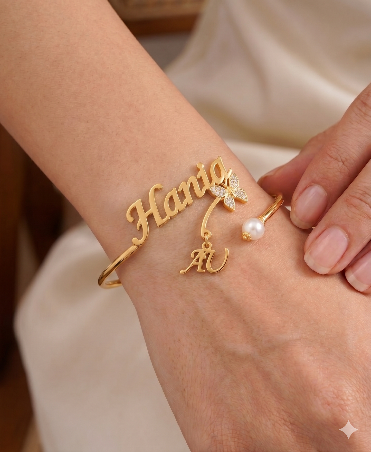 
                  
                    Personalized Gold Name Bangle – Elegant Custom Bracelet with Pearl Accent
                  
                